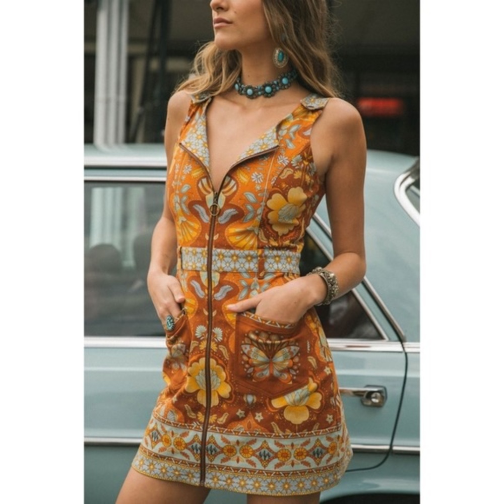 Nine Lives Bazaar Rodeo Mini in Yellowstone, Size 8 AUS/ 4 US, BNWT